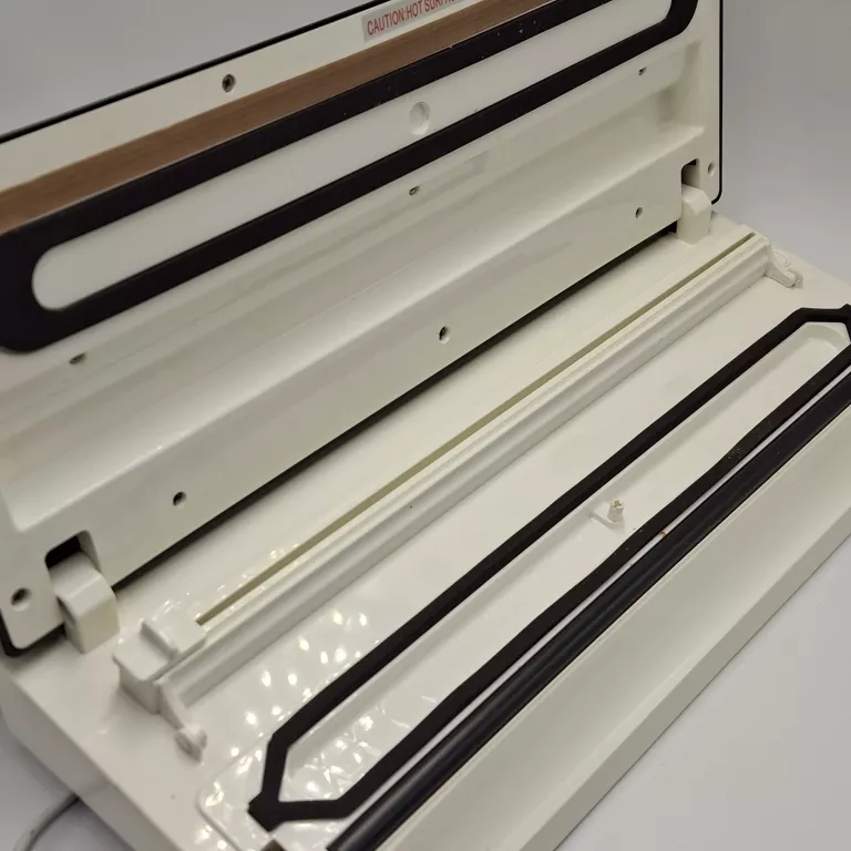 zgrzewarka-prozniowa-adler-ad-4484-maksymalna-szerokosc-zgrzewu-3200