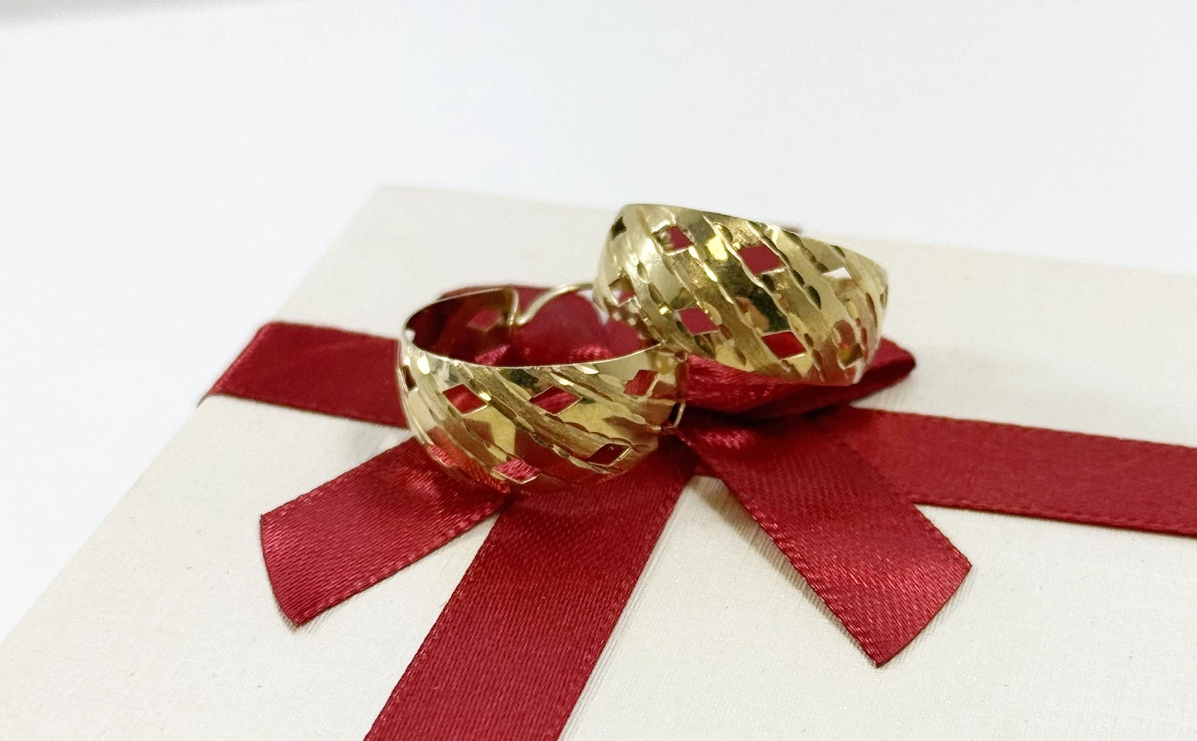 wyrob-jubilerski-uzywany-zlote-kolczyki-585292g-krupowki-75-zakopane