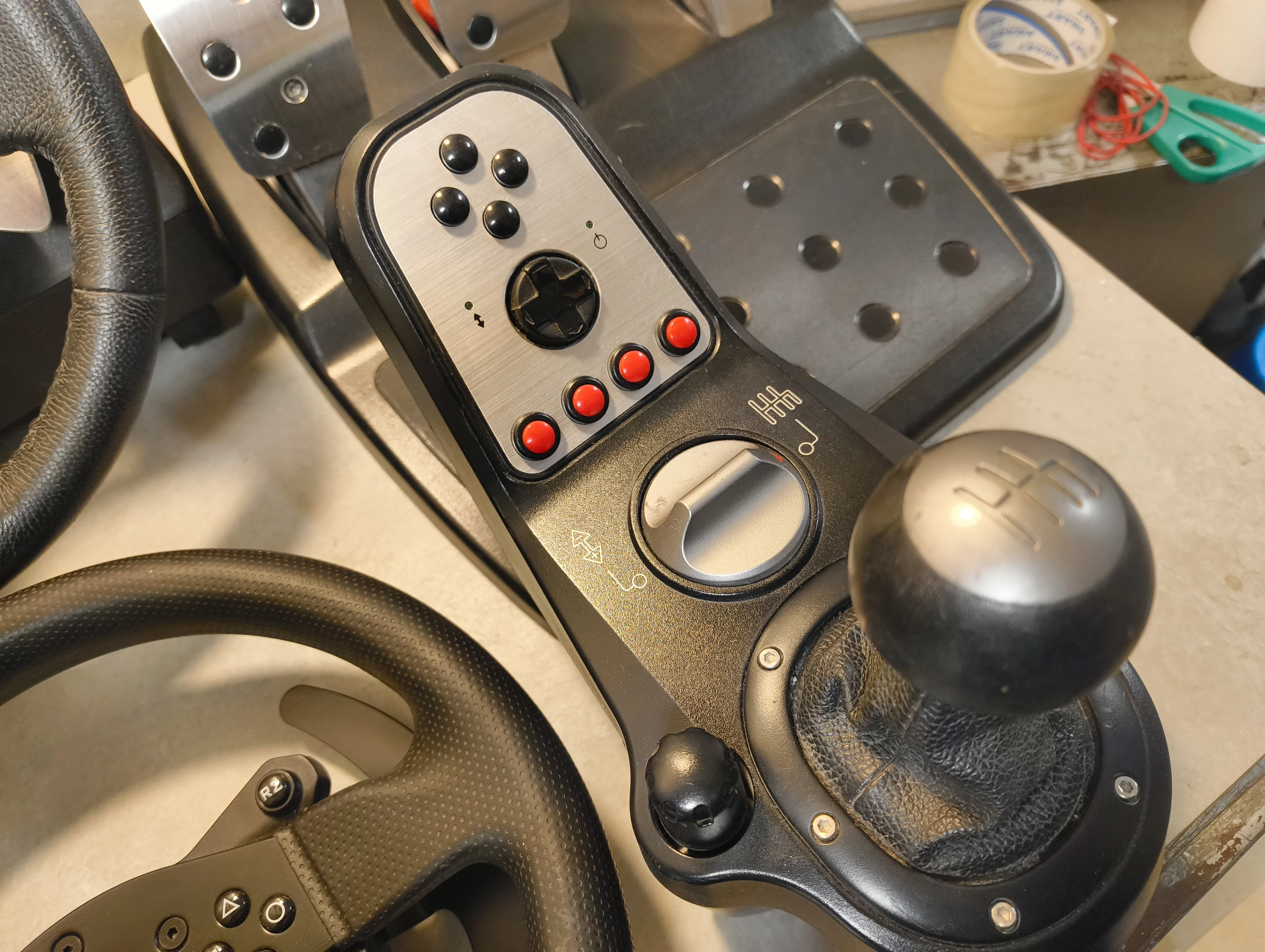 kierownica-logitech-g25-pedaly-shifter-kod-producenta-963416-0914