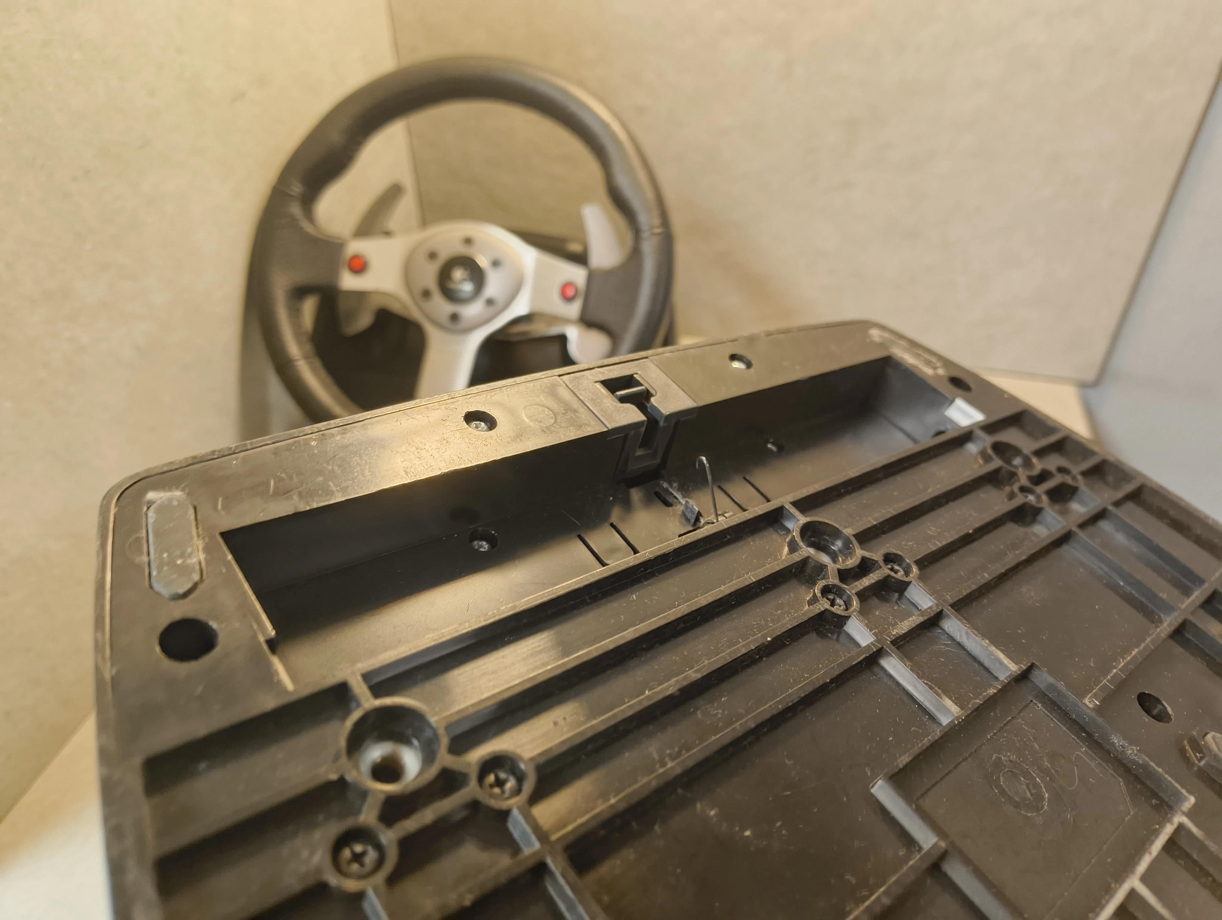 kierownica-logitech-g25-pedaly-shifter-lacznosc-234281-380645