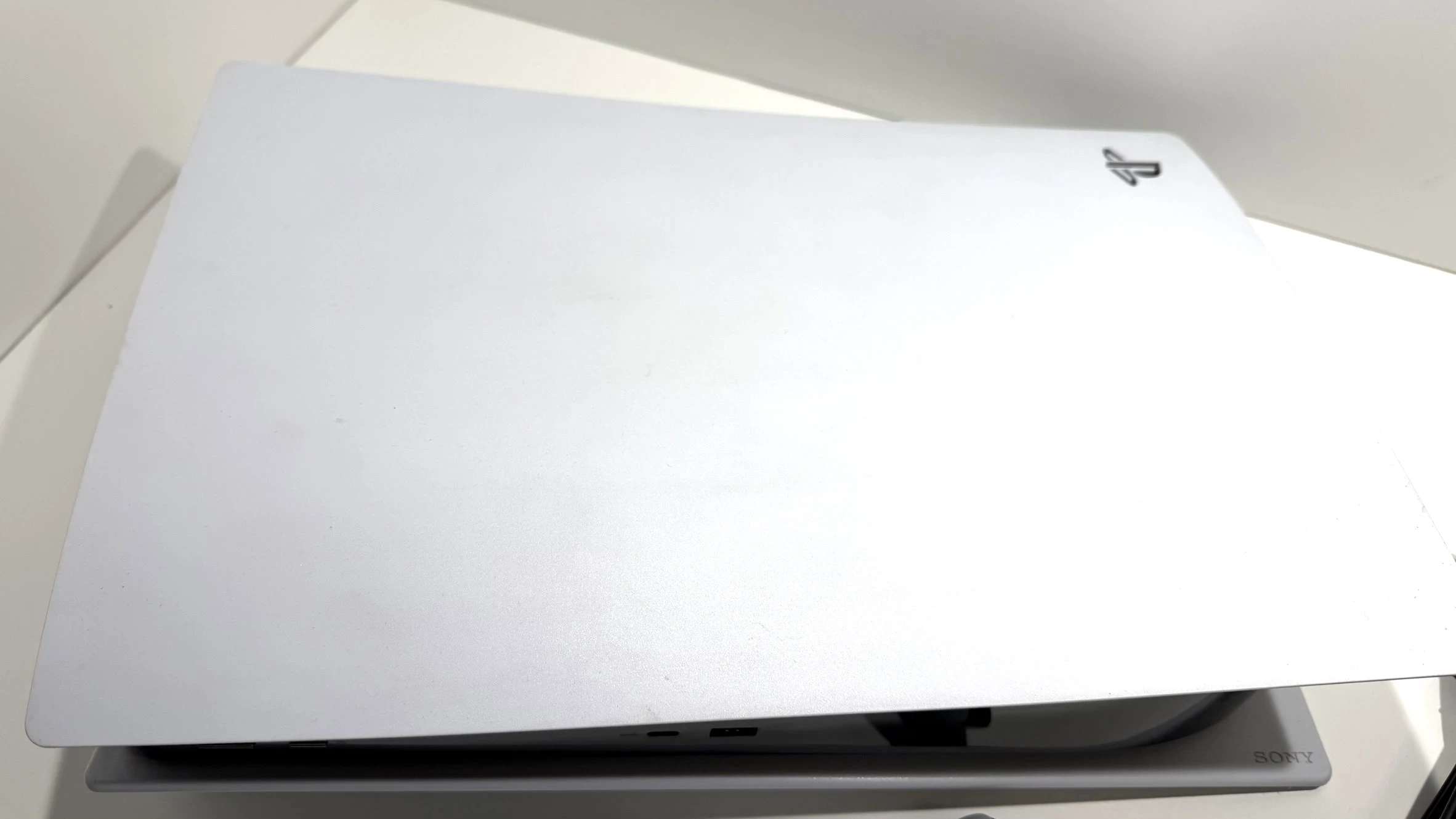 konsola-ps5-cfi-1216a-825gb-kod-producenta-cfi-1216a