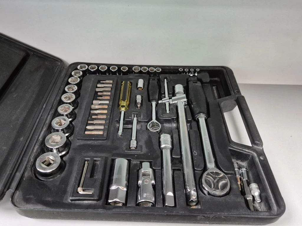 zestaw-kluczy-nasadowych-stanley-jozefczaka-4-bytom