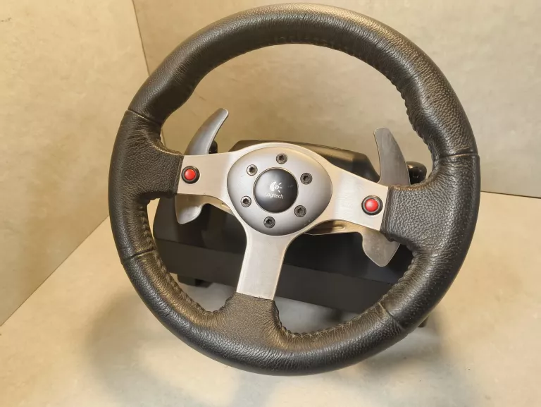 kierownica-logitech-g25-pedaly-shifter-stan-11323-2