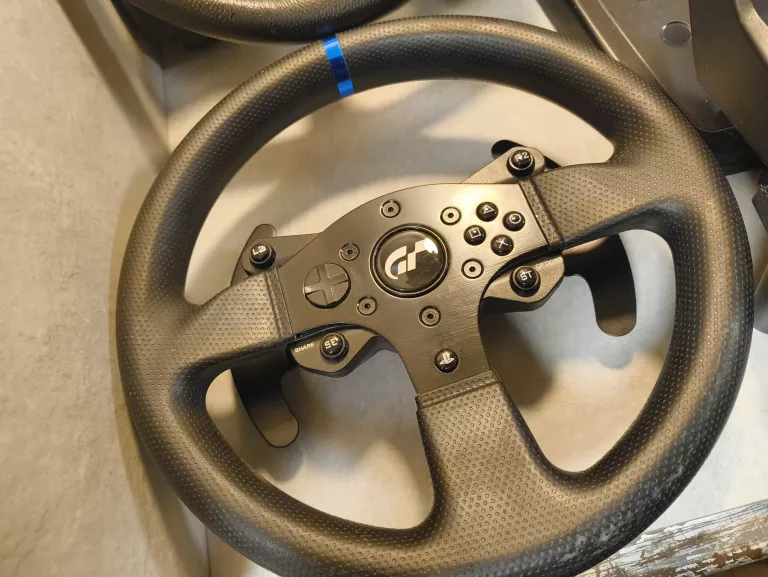 kierownica-logitech-g25-pedaly-shifter-model-g25-racing-wheel