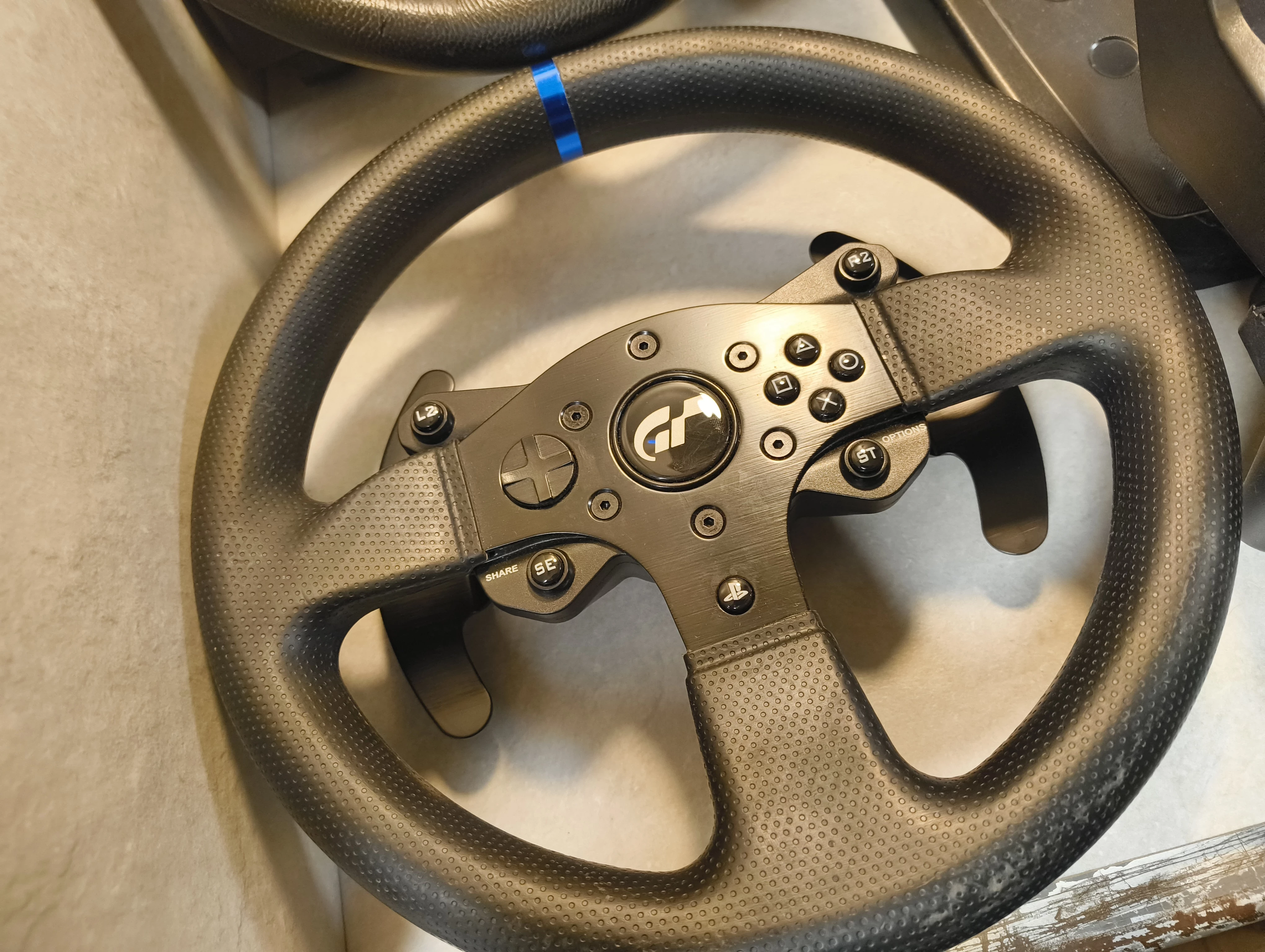 kierownica-logitech-g25-pedaly-shifter-model-g25-racing-wheel