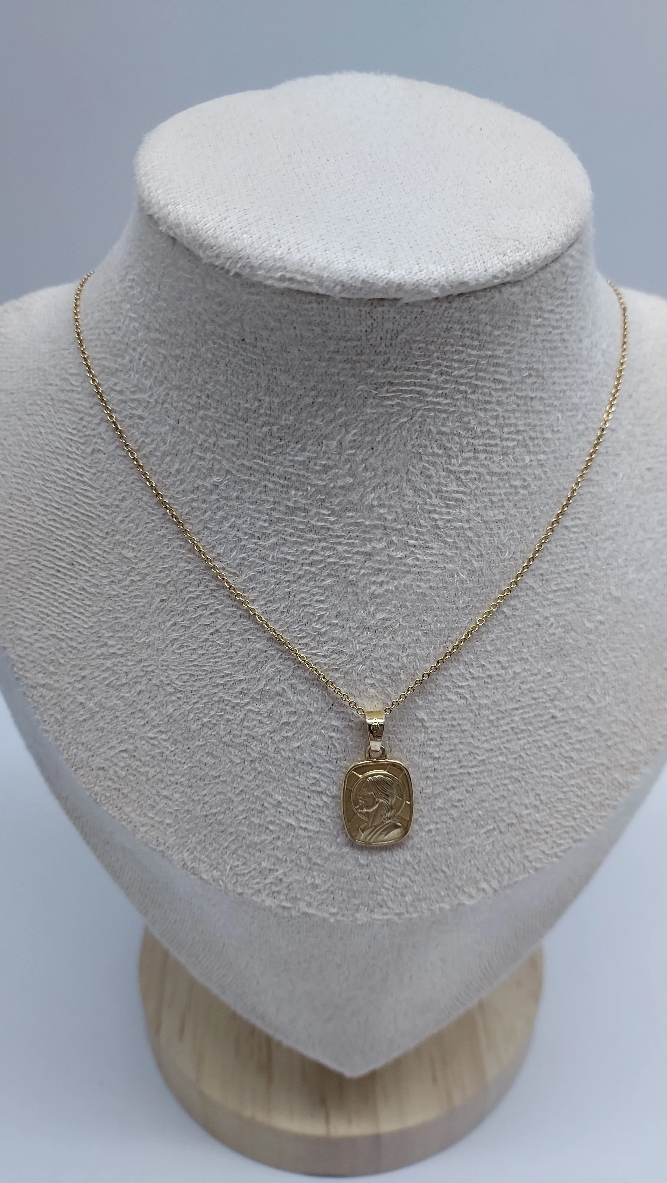 piekny-lancuszek-z-zawieszka-255585-material-15835-2