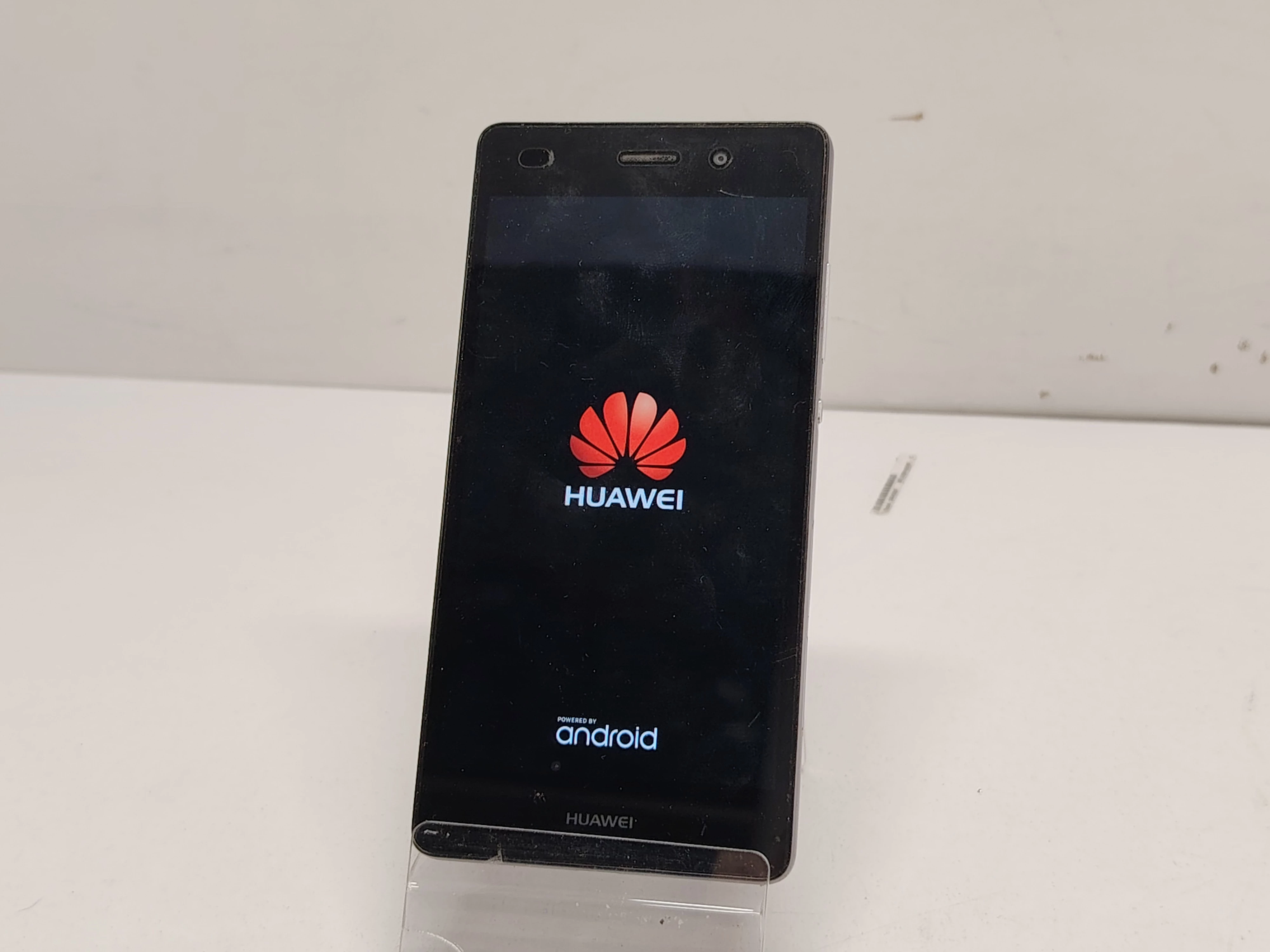 telefon-huawei-p8-lite-stan-11323-2
