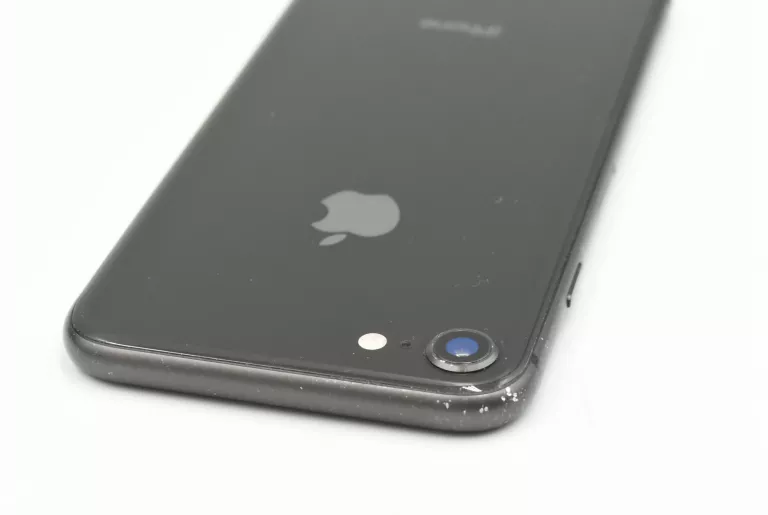 apple-iphone-8-64gb-99-bateria-przekatna-ekranu-470