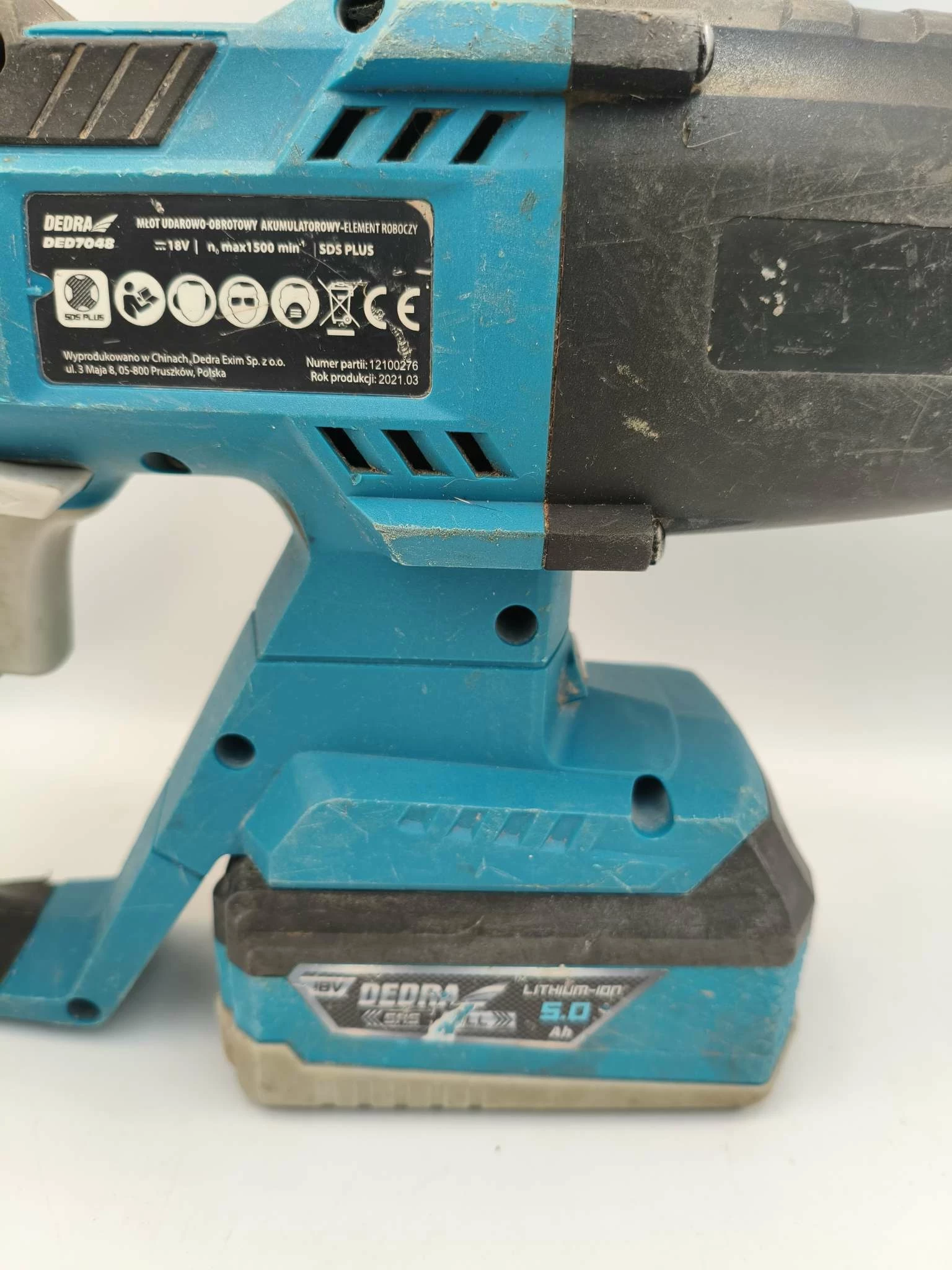 mlotowiertarka-dedra-sas-all-ded7048akumulator-18v-50-energia-udaru-180