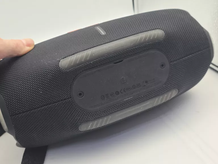 glosnik-przenosny-jbl-xtreme-4-funkcje-221089-2