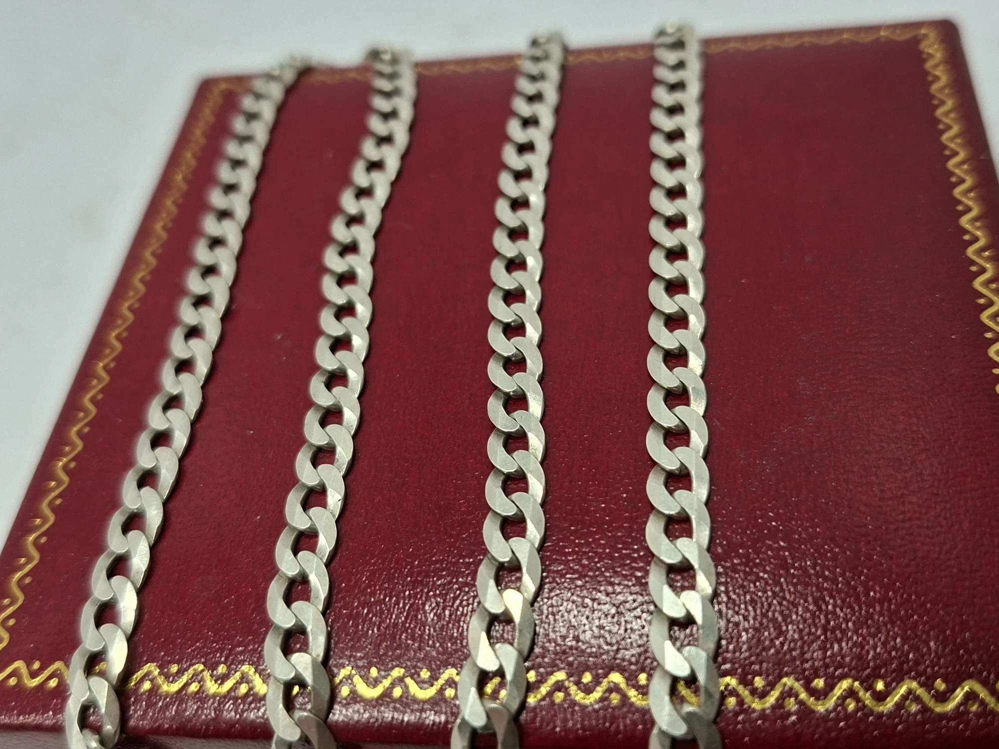 srebrny-lancuszek-1608g585-stan-11323-2