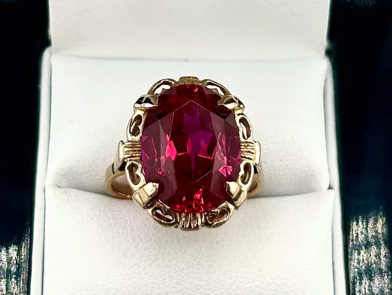 zloty-pierscionek-z-czerownym-oczkiem-761-g-pr585-14k-r18-stan-11323-2