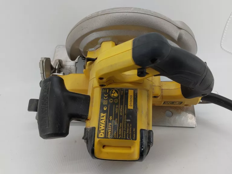 pilarka-tarczowa-190mm-1000w-dwe575k-dewalt-stan-11323-2