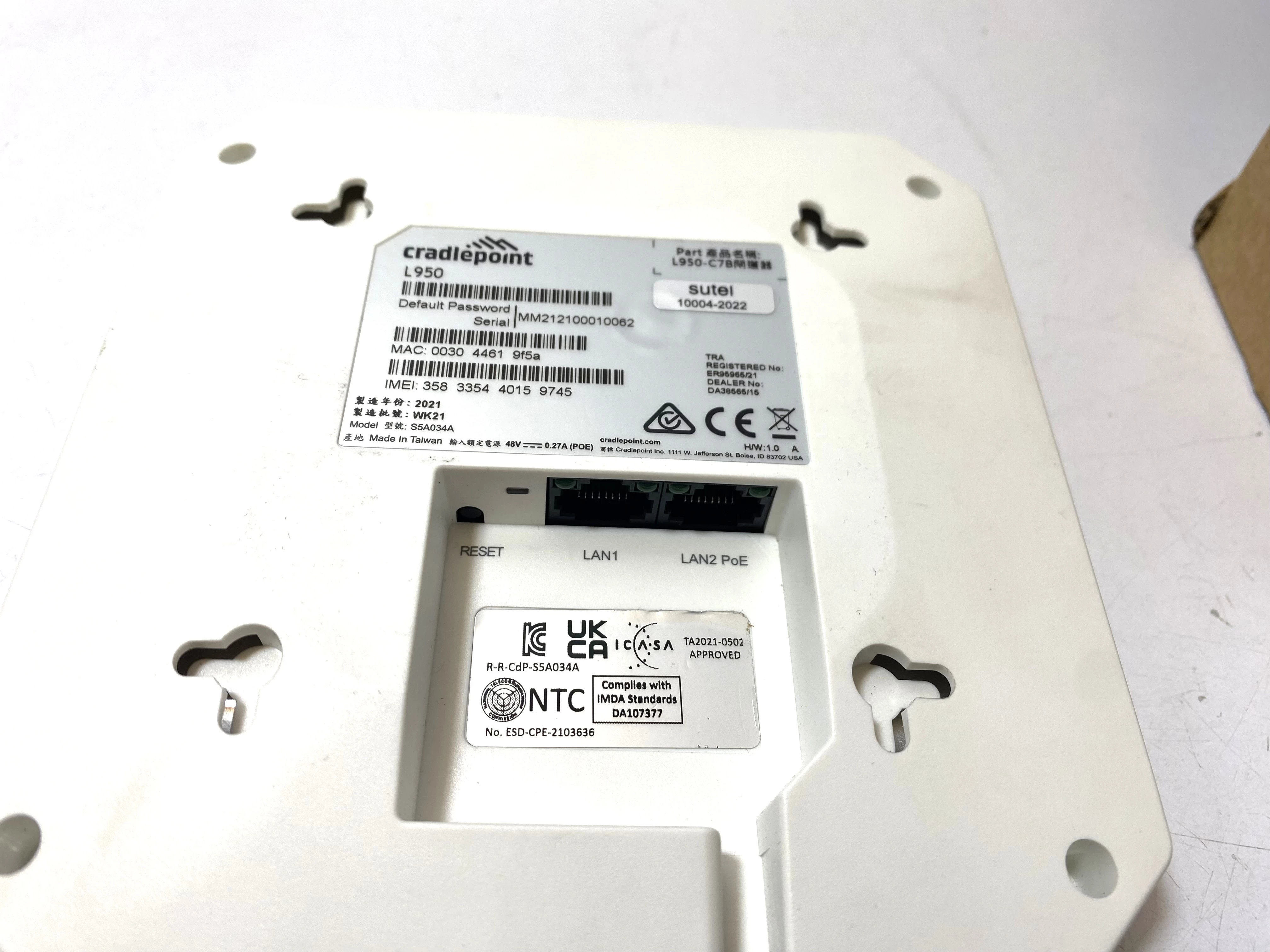 router-na-karte-sim-ericsson-cradlepoint-l950-c7b-lte-router-standard-pracy-portow-lan-227313-320361