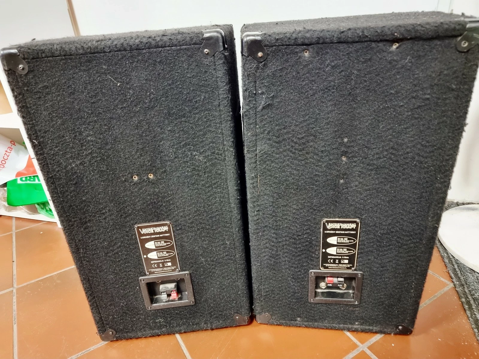 zestaw-kolumn-voice-kraft-10b-disco-400-w-czarny-dwa-stojaki-dwie-kolumy-stan-11323-2