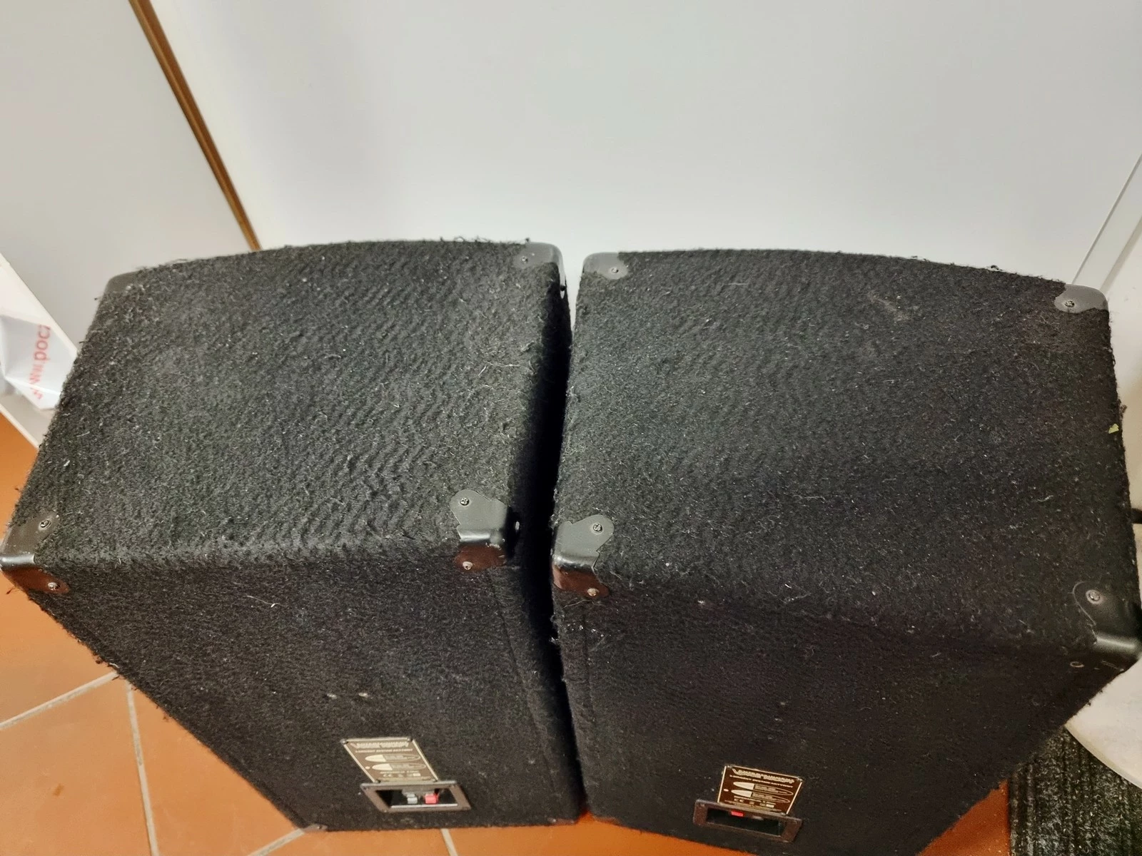 zestaw-kolumn-voice-kraft-10b-disco-400-w-czarny-dwa-stojaki-dwie-kolumy-moc-znamionowa-rms-400