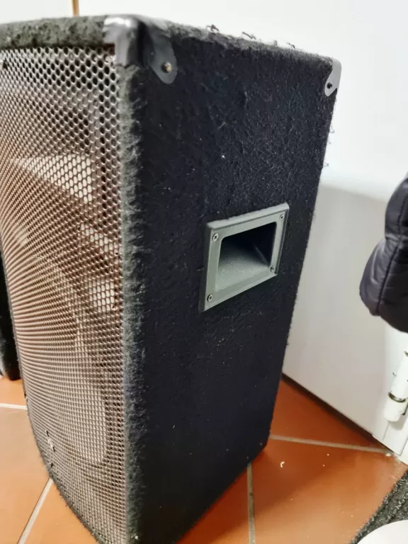 zestaw-kolumn-voice-kraft-10b-disco-400-w-czarny-dwa-stojaki-dwie-kolumy-konstrukcja-208086-8