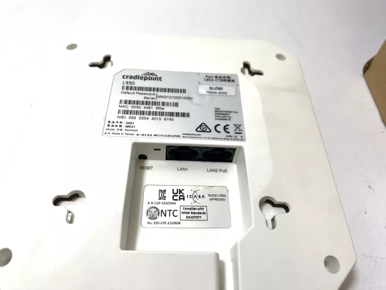 router-na-karte-sim-ericsson-cradlepoint-l950-c7b-lte-router-standard-pracy-portow-lan-227313-320361