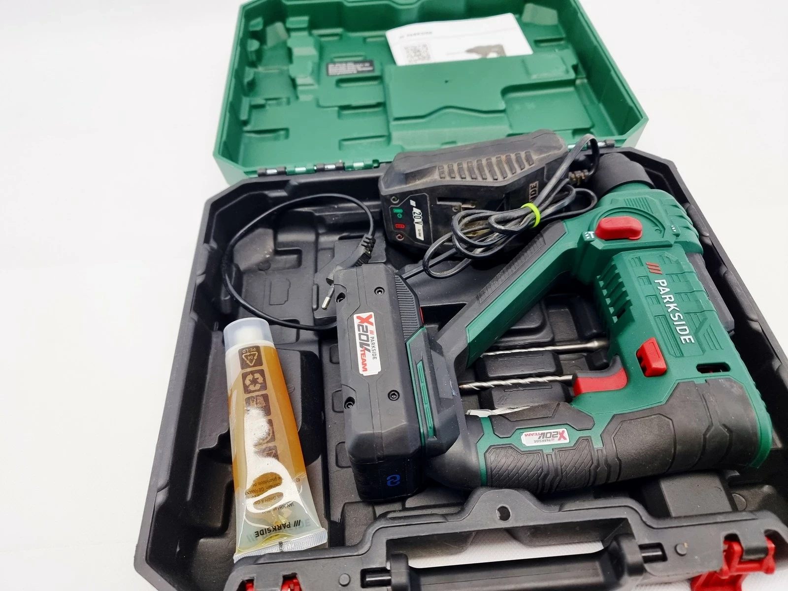 wiertarka-udarowa-parkside-pabh-20-li-d4-aku-4ah-stan-11323-2