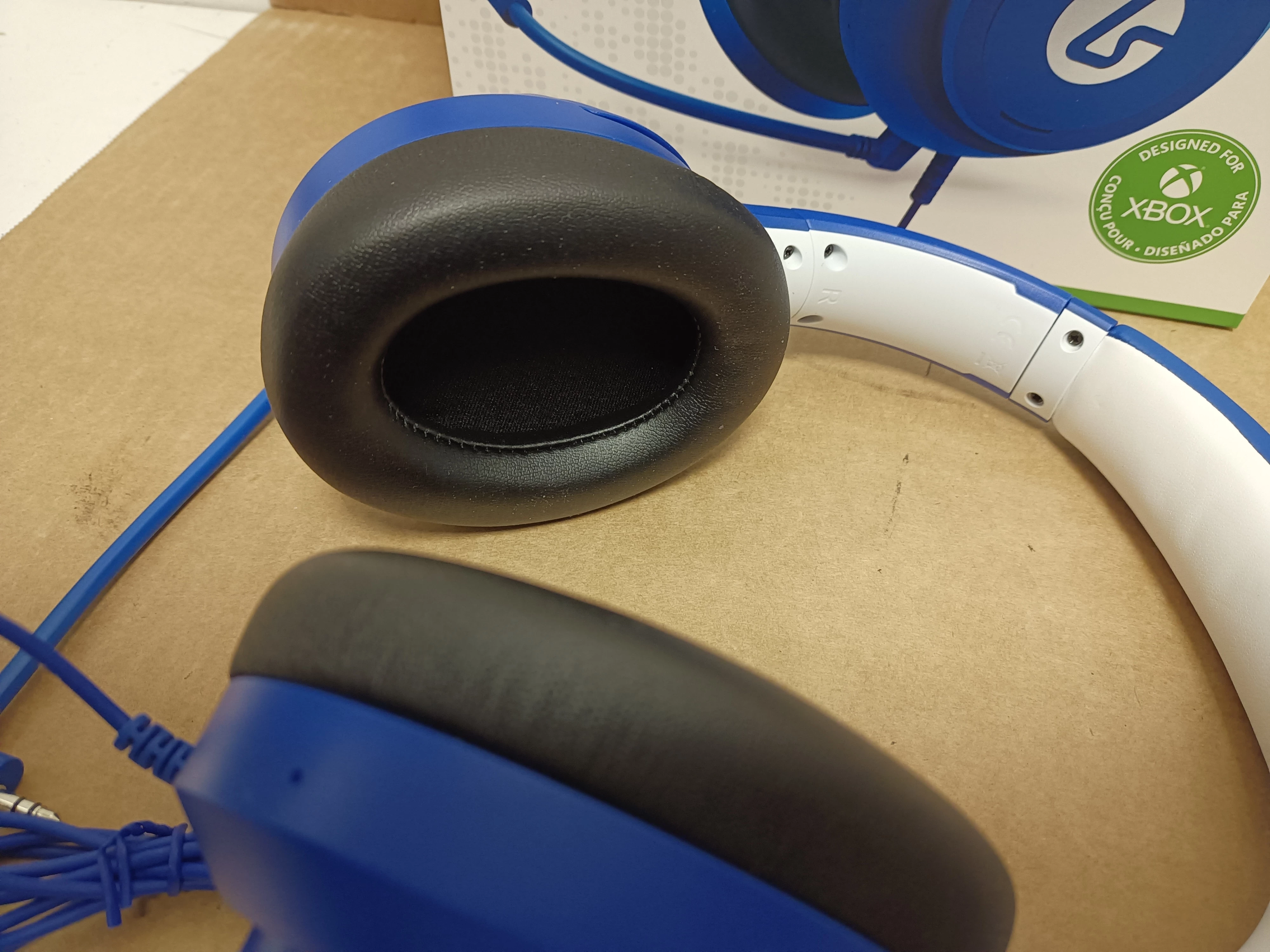 sluchawki-przewodowe-lucidsound-xbox-ls10x-shock-blue-kod-producenta-1524527-01