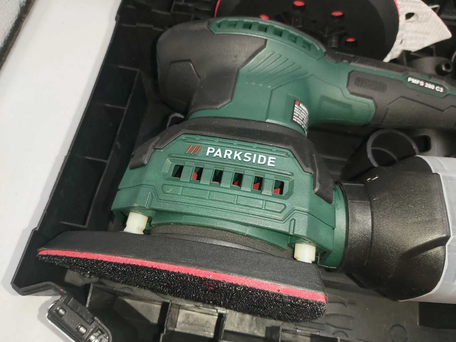 parkside-szlifierka-wielofunkcyjna-3-w-1-pmfs-200-c3-walizka-stan-11323-2