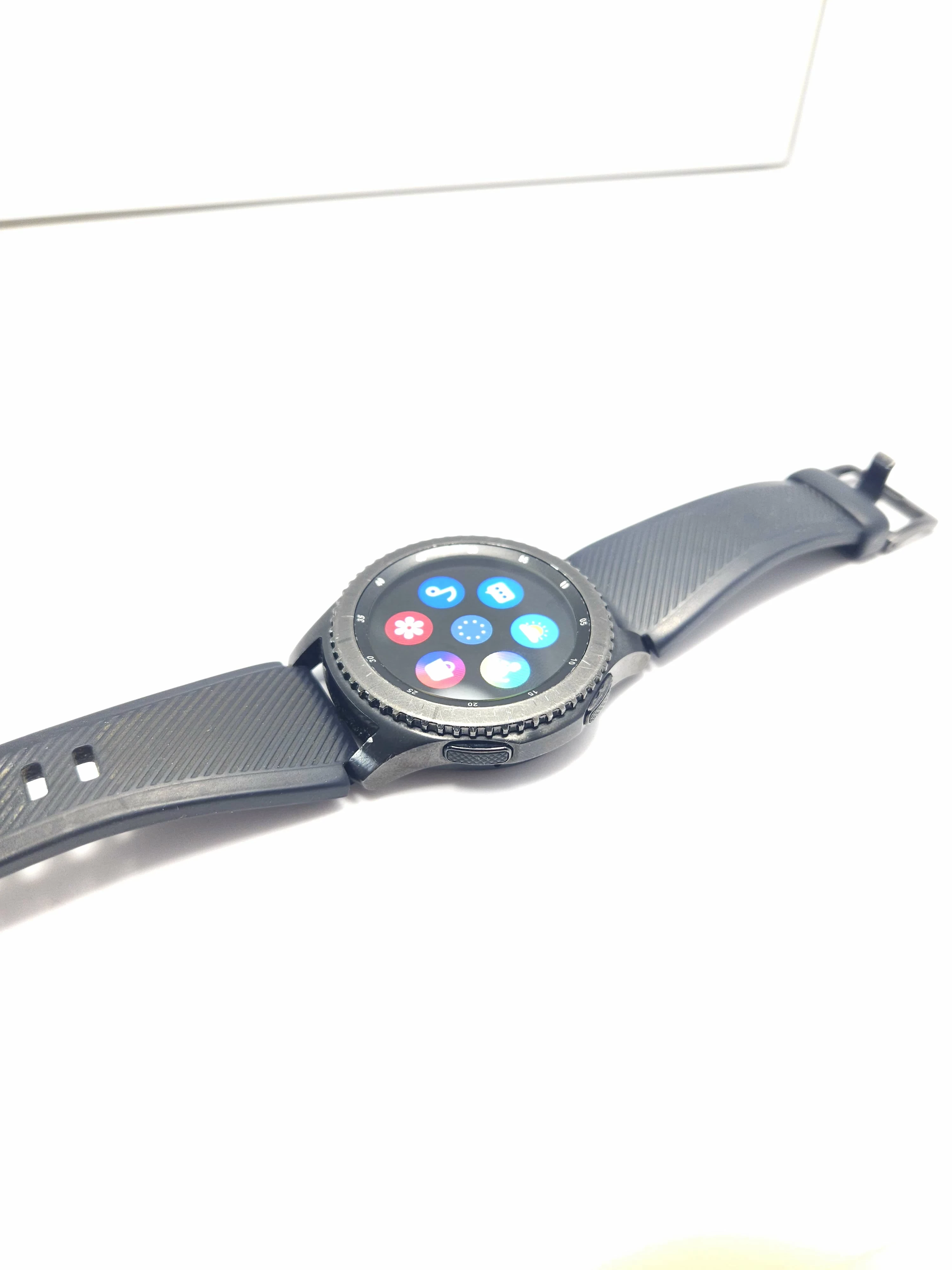 smartwatch-samsung-gear-s3-sm-r760-ladowarka-rodzaj-231461-360429