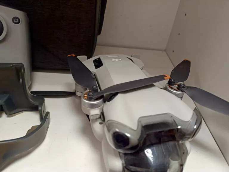 dron-dji-mini-4-pro-rc2-pokrowiec-stan-11323-2