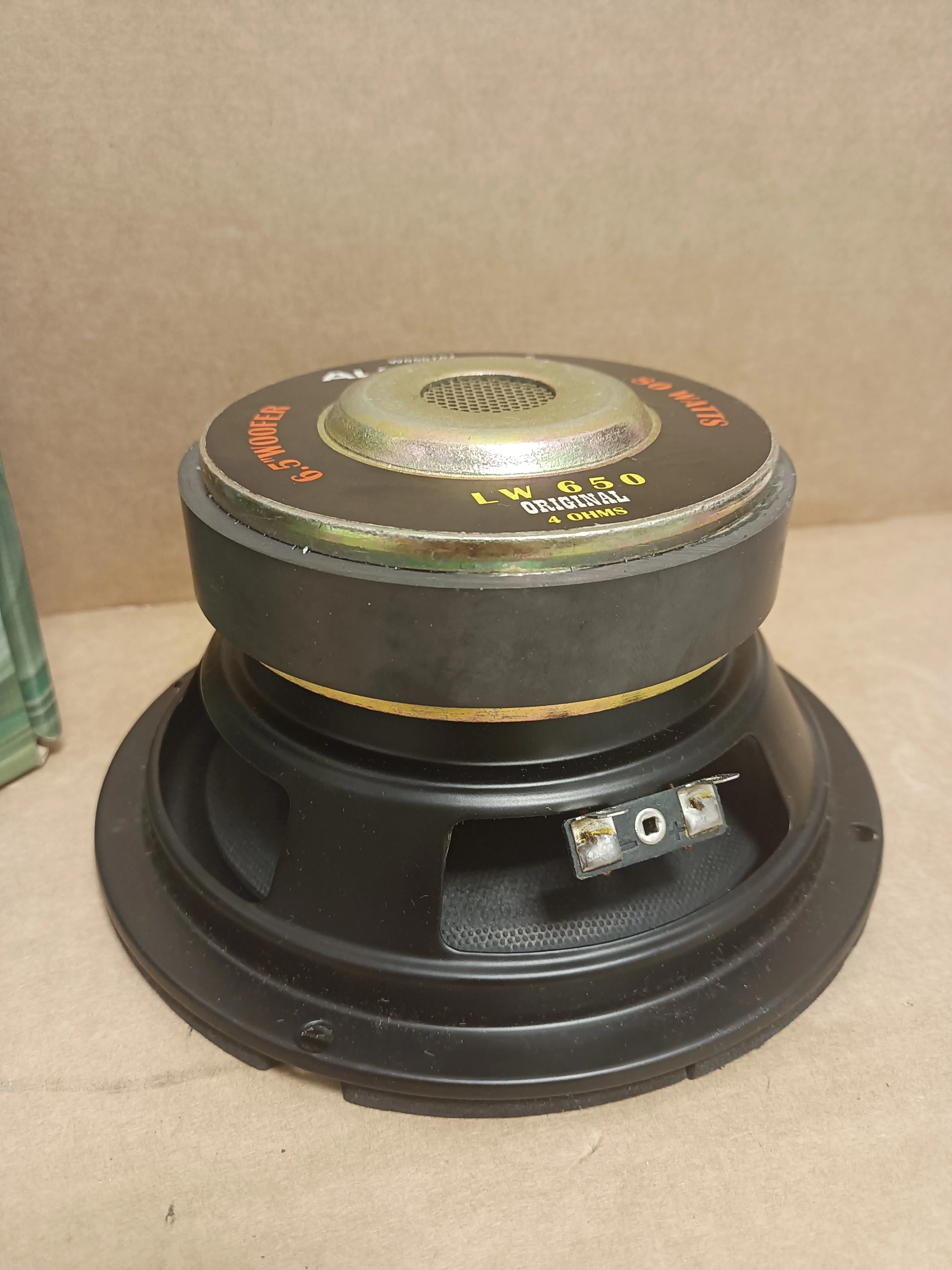 glosnik-16cm-65-niskotonowy-80w-rms-48ohm-zawieszenie-guma-ean-gtin-5904209571284