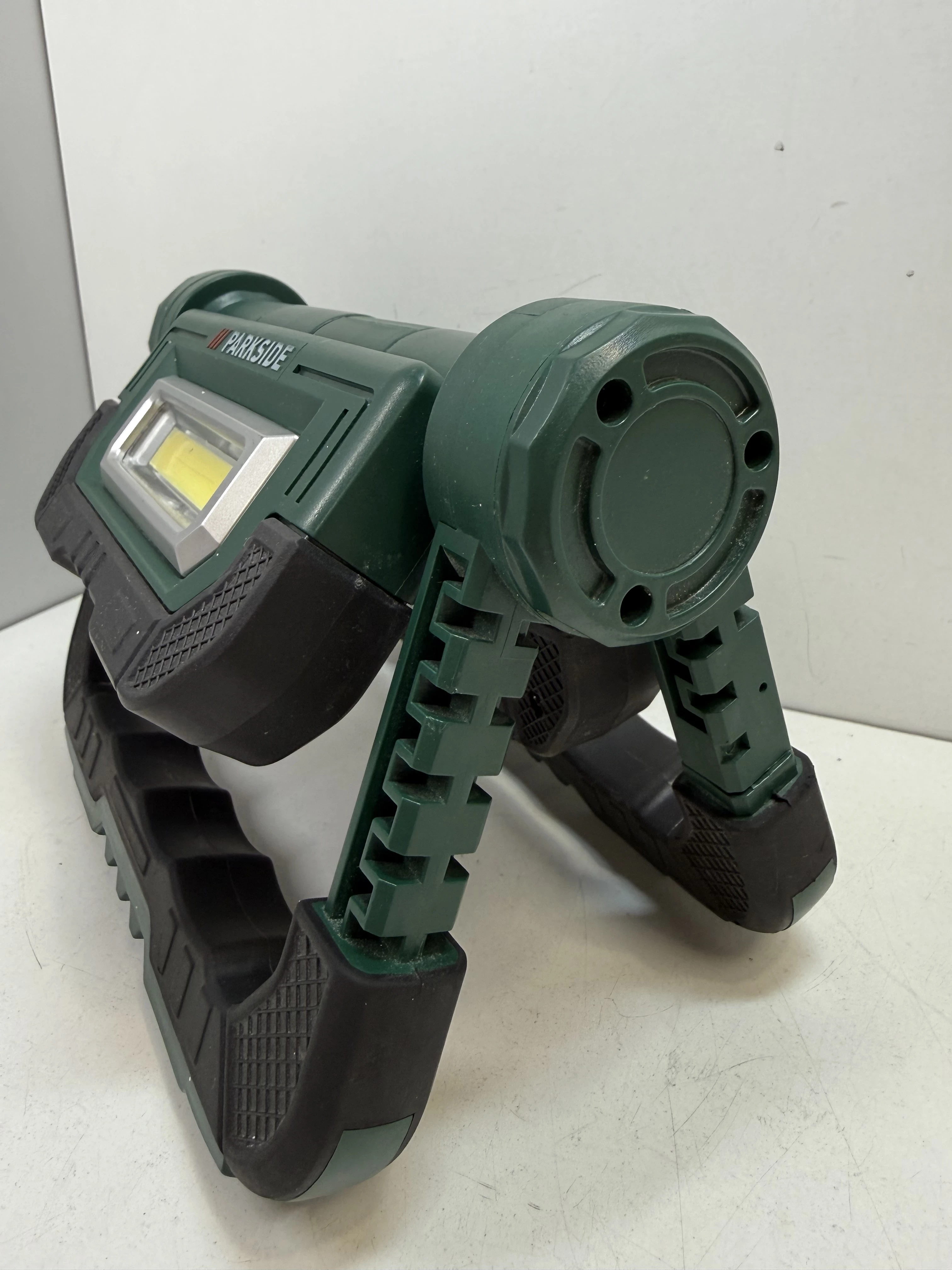 halogen-led-parkside-stan-11323-2