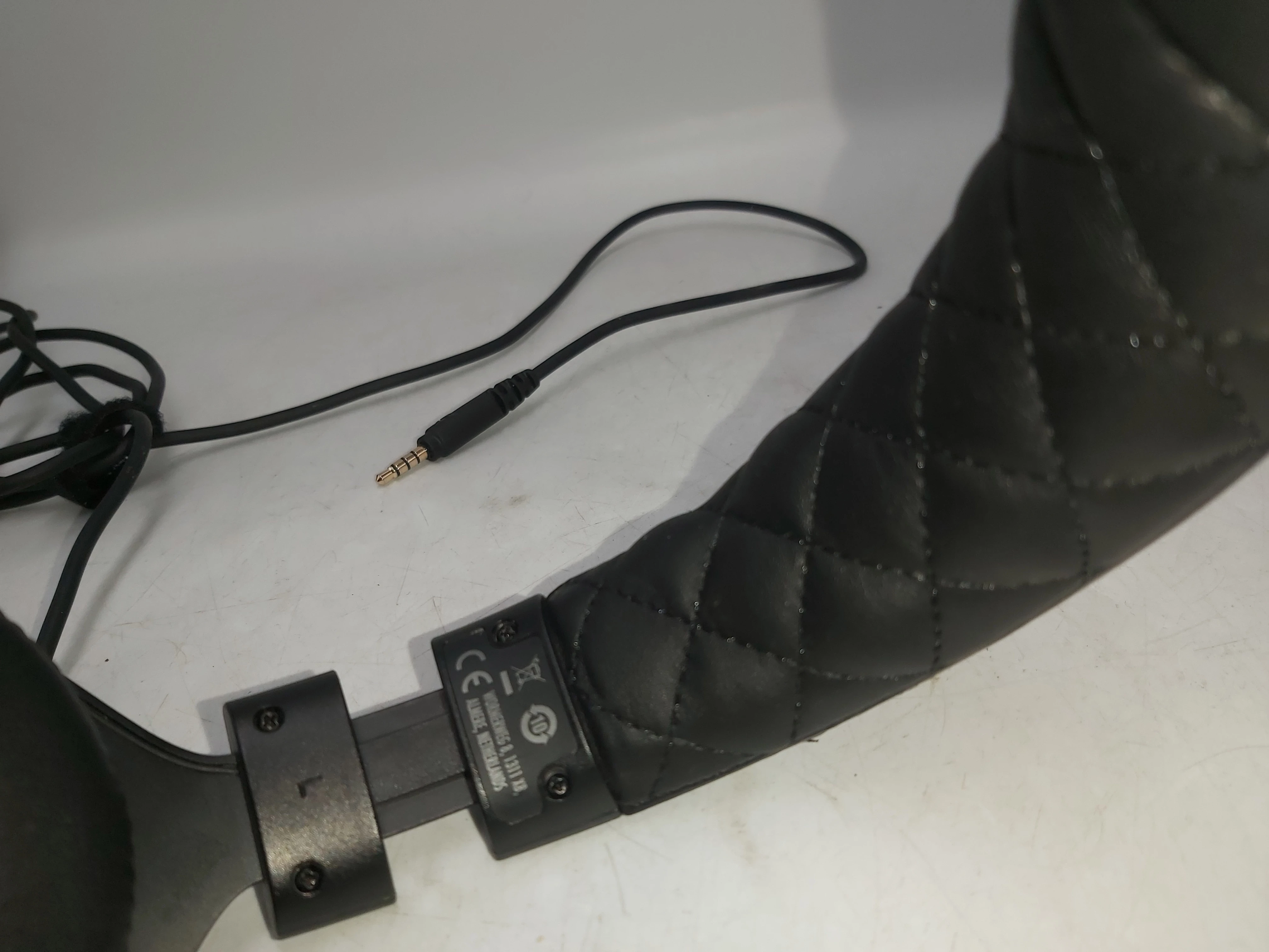 sluchawki-gamingowe-corsair-hs50-stereo-gaming-headset-czarne-model-hs50