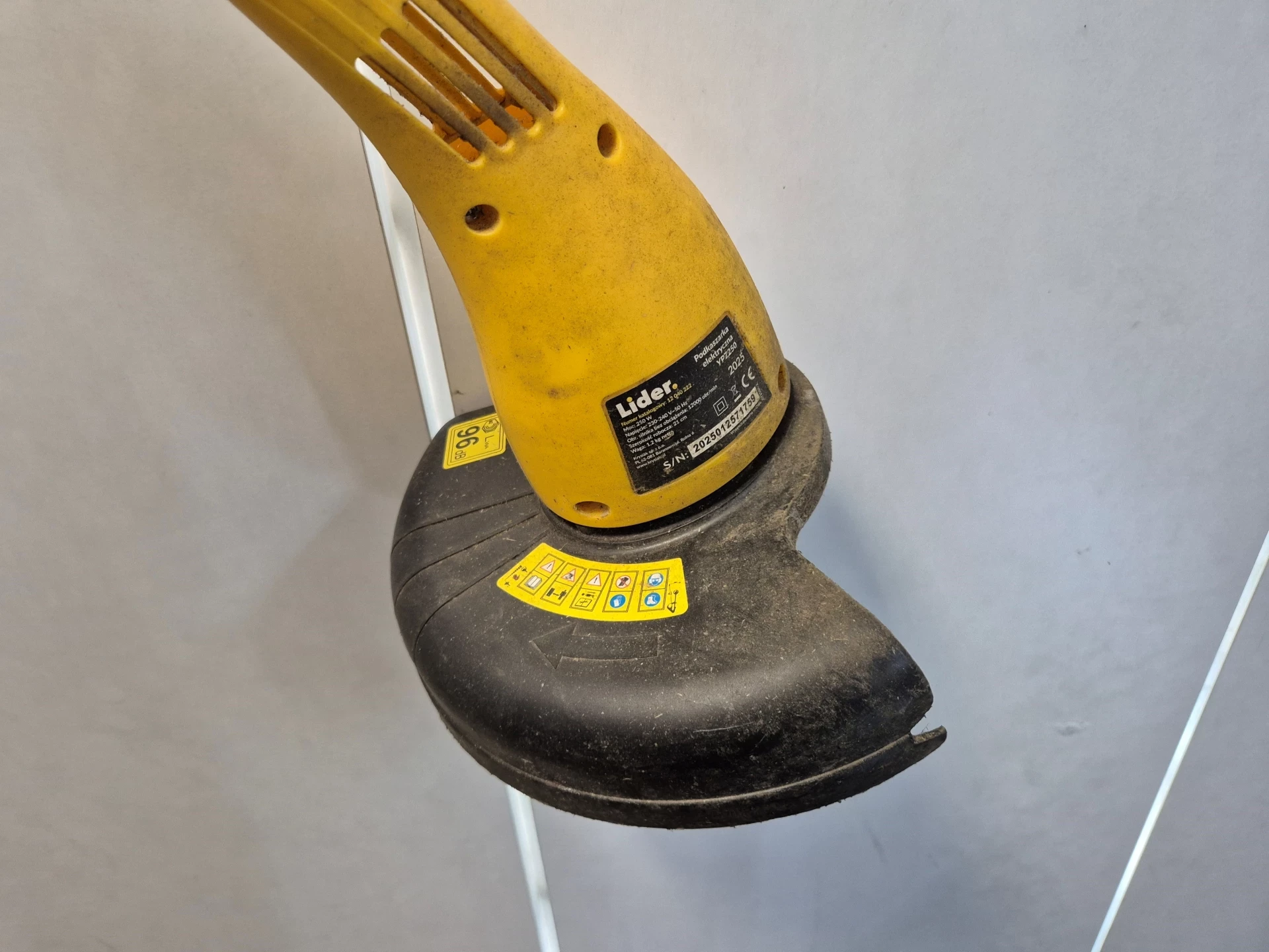 lider-kosa-lekka-podkaszarka-elektryczna-zylkowa-do-trawy-250w-ypz250-kod-producenta-ypz250