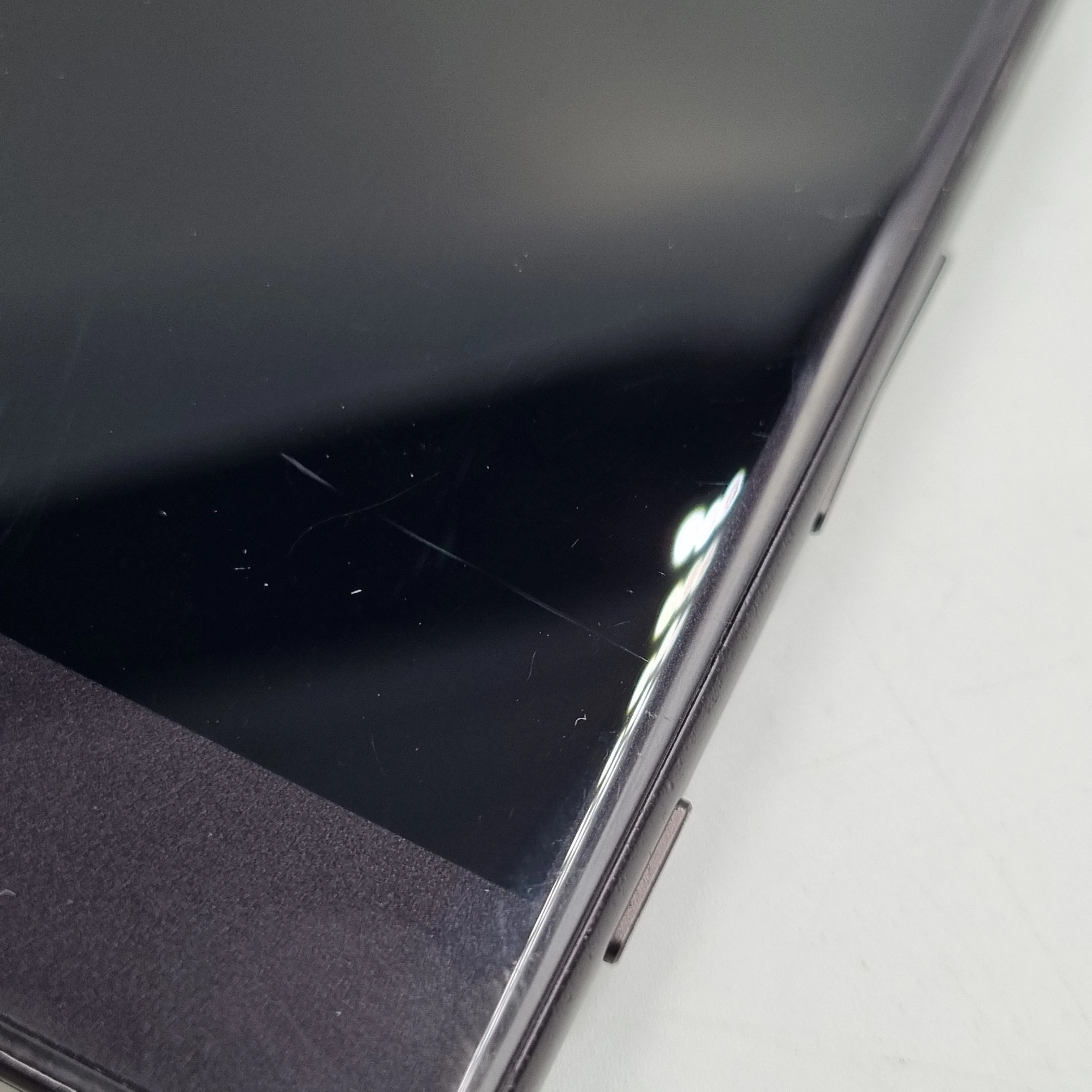 telefon-sony-xperia-xz-3gb-ram32gb-wbudowana-pamiec-202869-214197