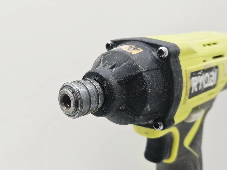 zakretarka-udarowa-ryobi-r18id2-0-18-vakumualtor-50ah-stan-11323-2