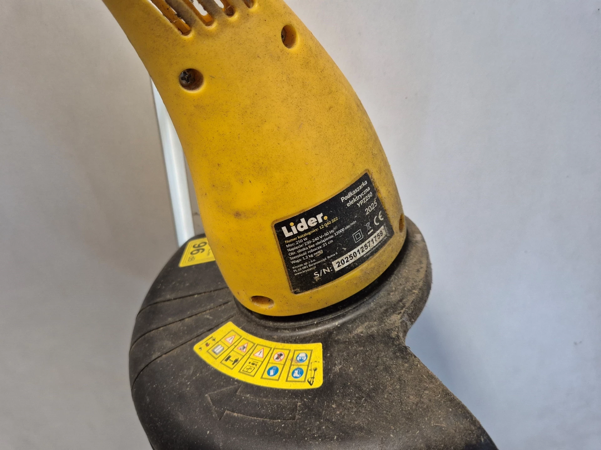 lider-kosa-lekka-podkaszarka-elektryczna-zylkowa-do-trawy-250w-ypz250-zasilanie-209202-1769317