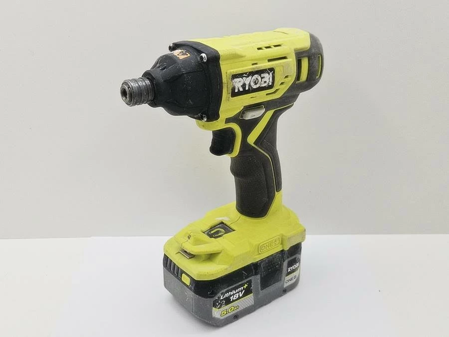 zakretarka-udarowa-ryobi-r18id2-0-18-vakumualtor-50ah-seria-one