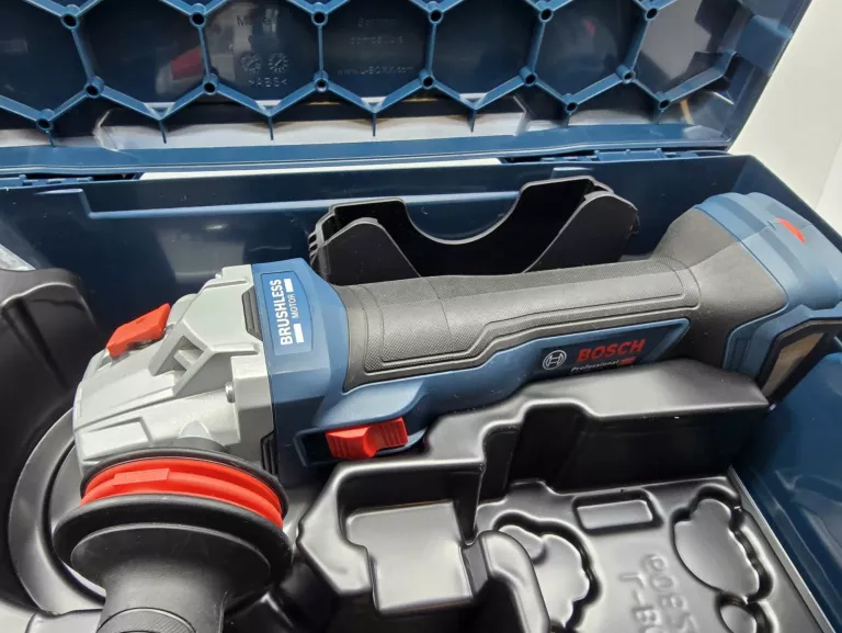 bezszczotkowa-szlifierka-katowa-bosch-125mm-gws-18v-11-s-jak-nowa-zobacz-kod-producenta-06019n4001