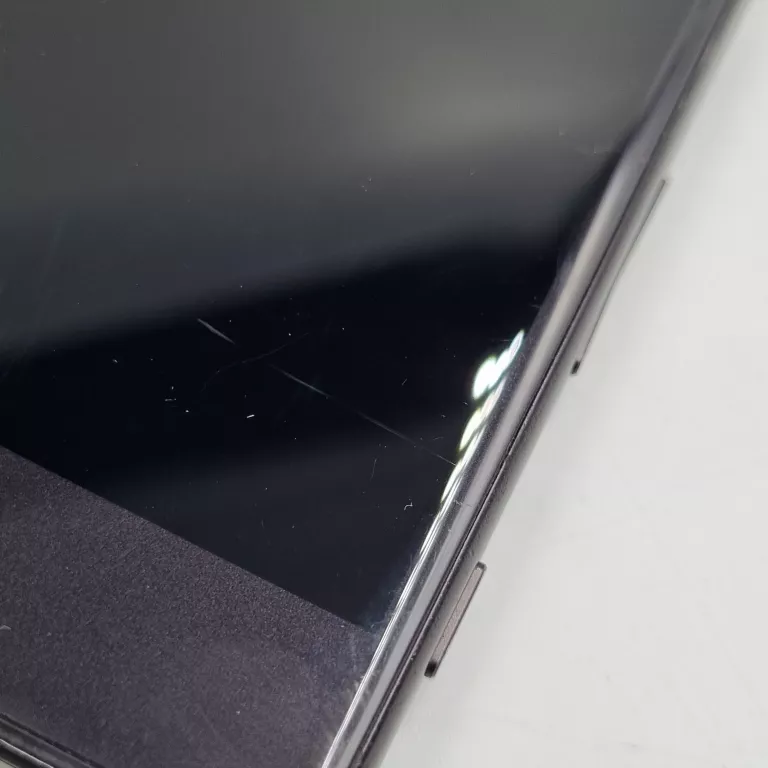 telefon-sony-xperia-xz-3gb-ram32gb-wbudowana-pamiec-202869-214197