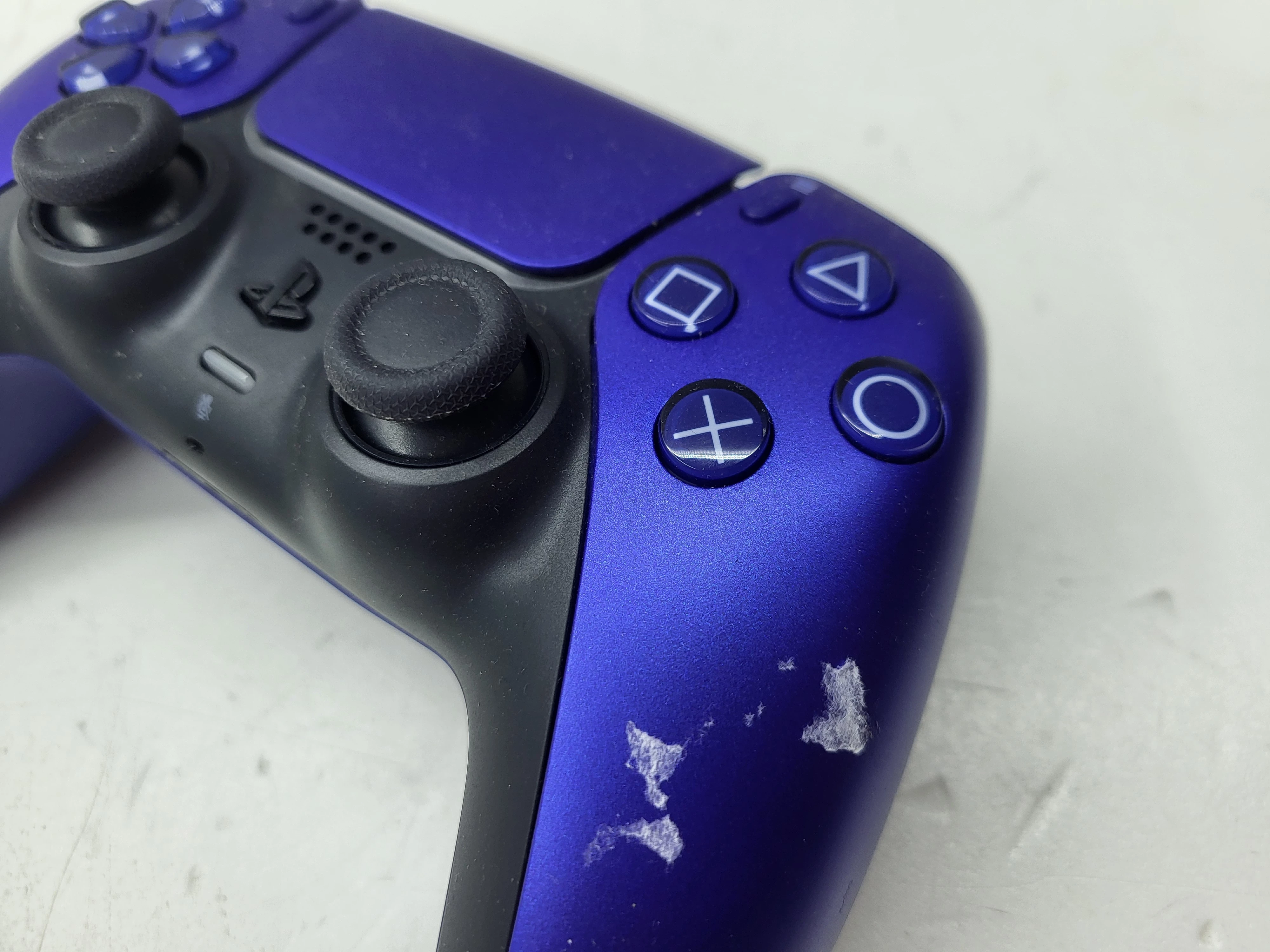 pad-do-konsoli-ps5-marka-248811-1940277