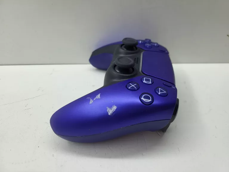 pad-do-konsoli-ps5-liczba-przyciskow-15