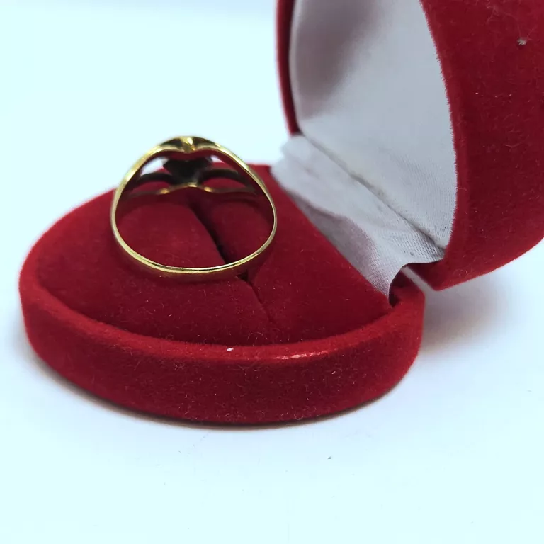 delikatny-zloty-pierscionek-p585-r19-215-g-rodzaj-2205-1