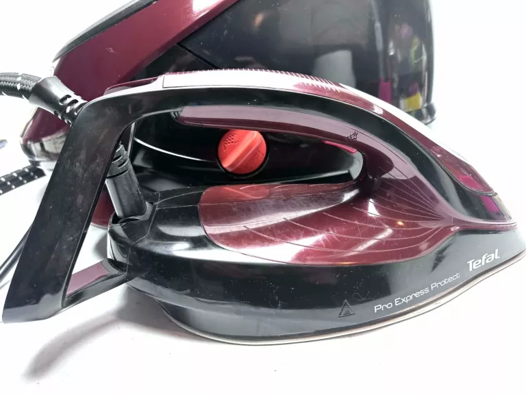 stacja-parowa-tefal-pro-express-protect-gv9230-okrzei-191-pila