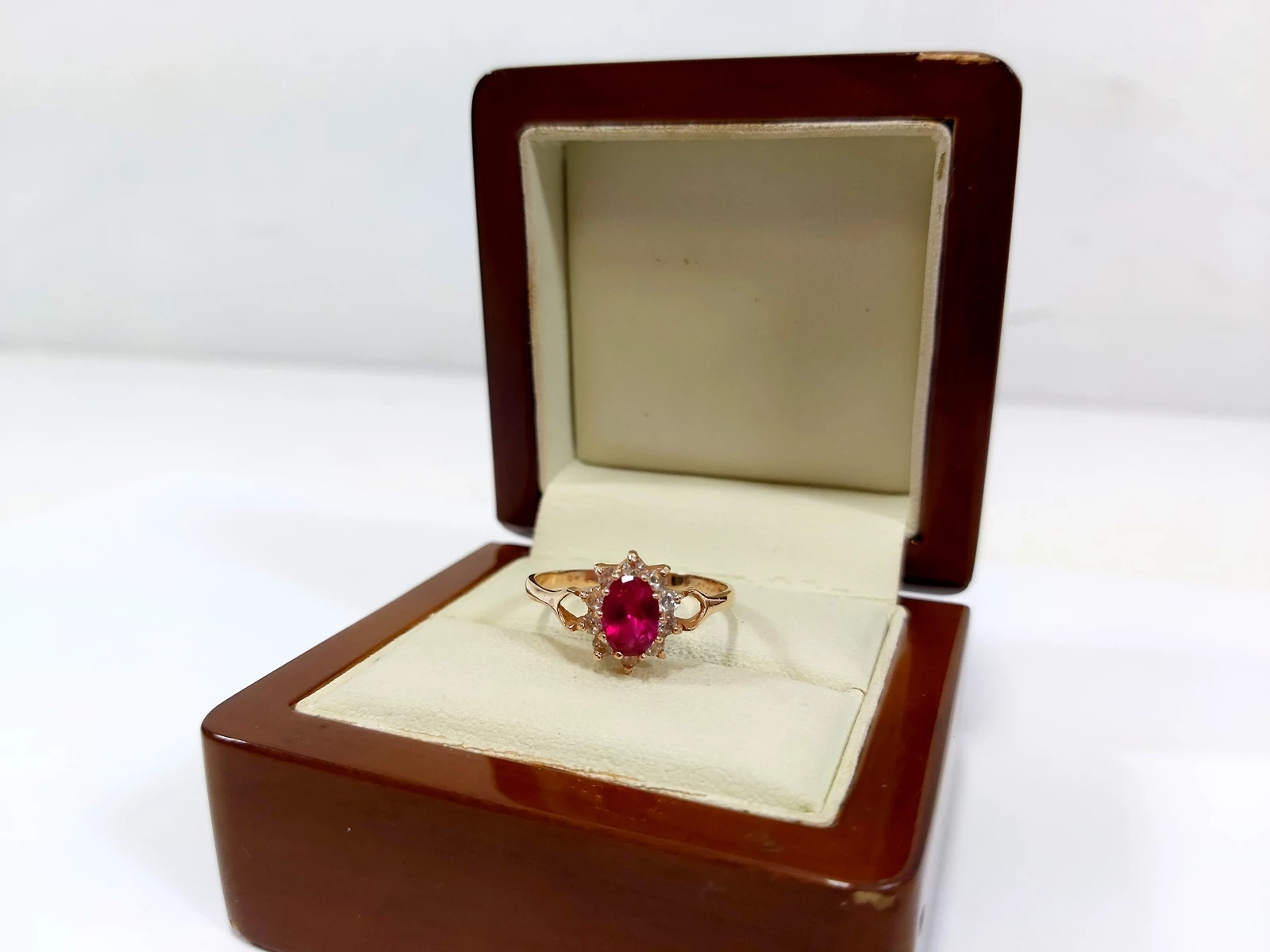 idealny-zloty-pierscionek-proby-585-rozmiar-20-material-dominujacy-223721-131072