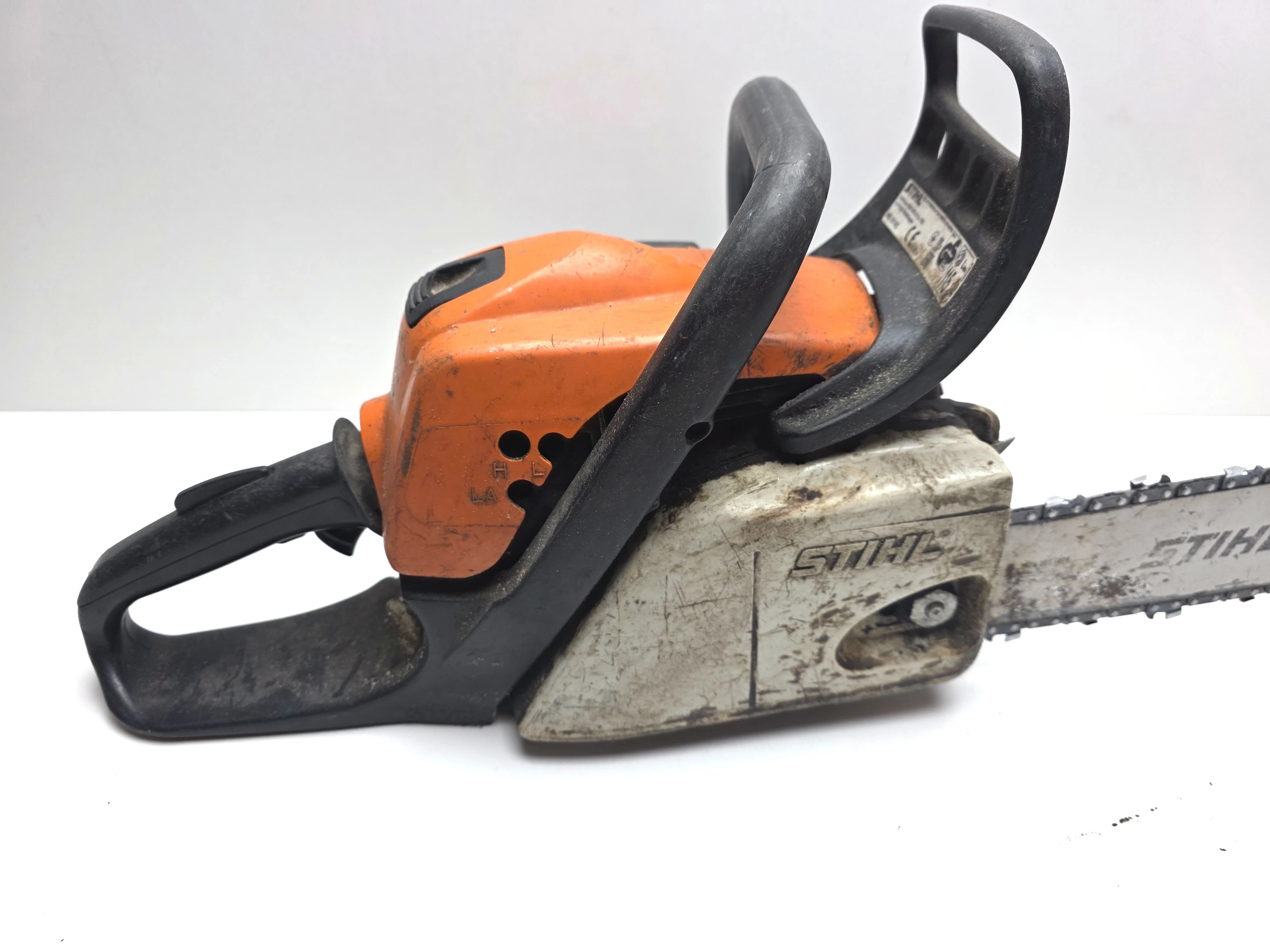 pila-spalinowa-stihl-ms-211c-2014-seria-ms-211-c
