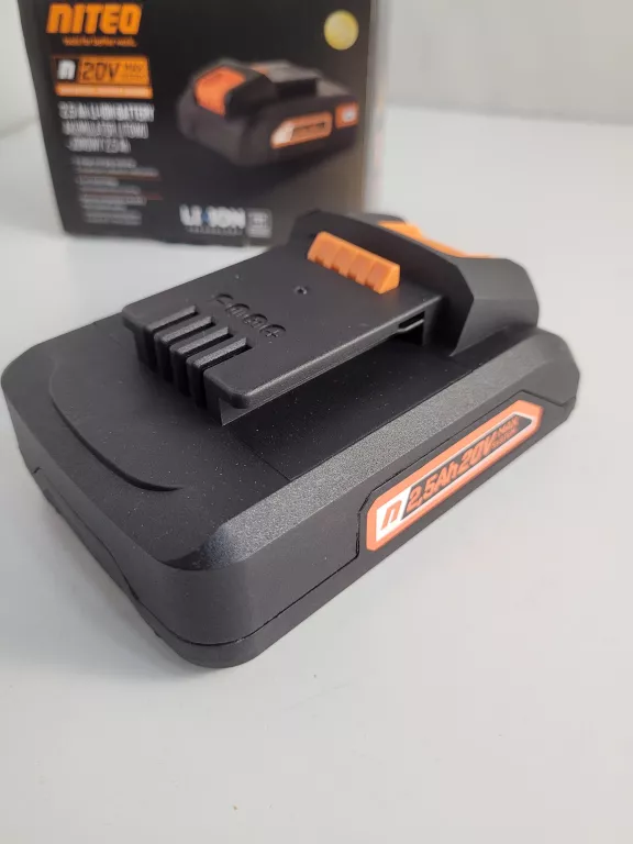 akumulator-li-ion-niteo-20-v-25-ah-stan-11323-2