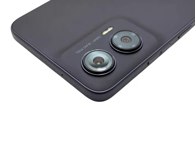 telefon-motorola-moto-g35-5g-8128gb-672-50mpix-nfc-5000mah-opis-przekatna-ekranu-672