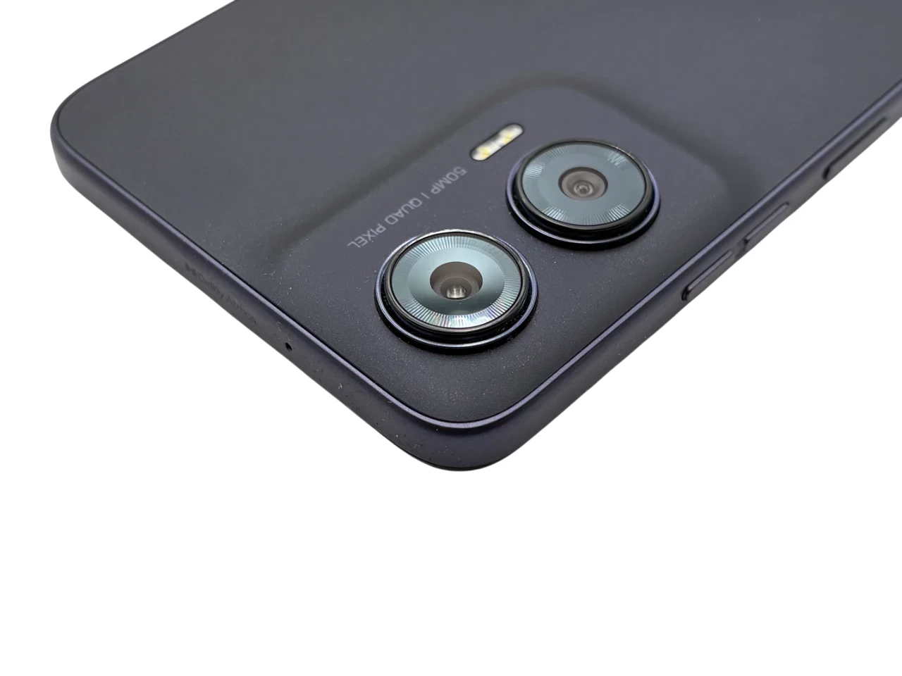 telefon-motorola-moto-g35-5g-8128gb-672-50mpix-nfc-5000mah-opis-przekatna-ekranu-672