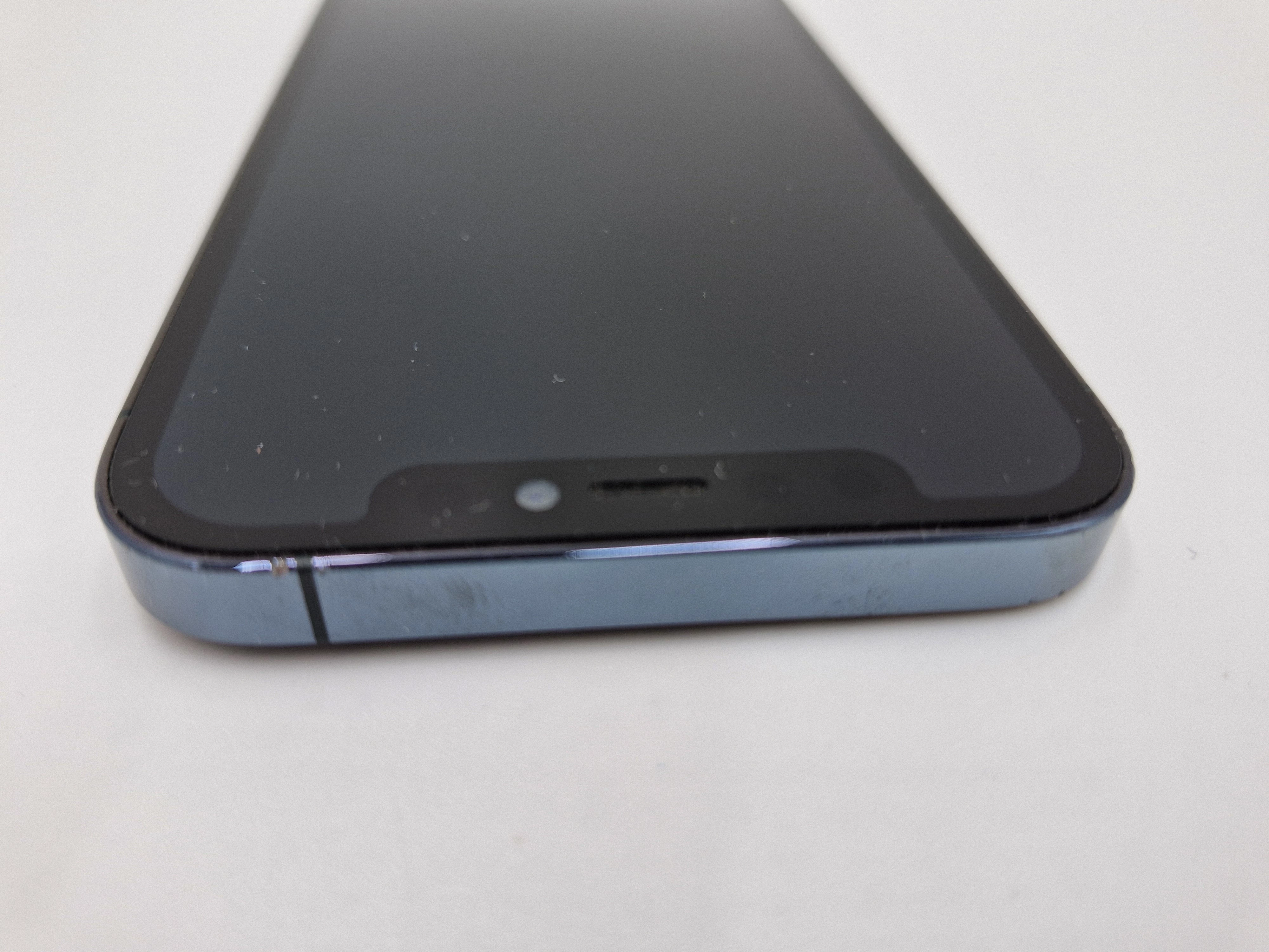 telefon-iphone-12-propudelkokon-76-przekatna-ekranu-61