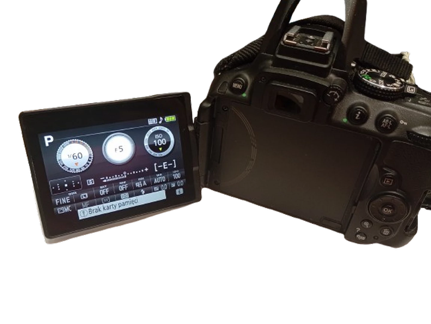 aparat-nikon-d5300-obiektyw-nikkor-18-105-przebieg-migawki-8176-w-zestawie-814-2