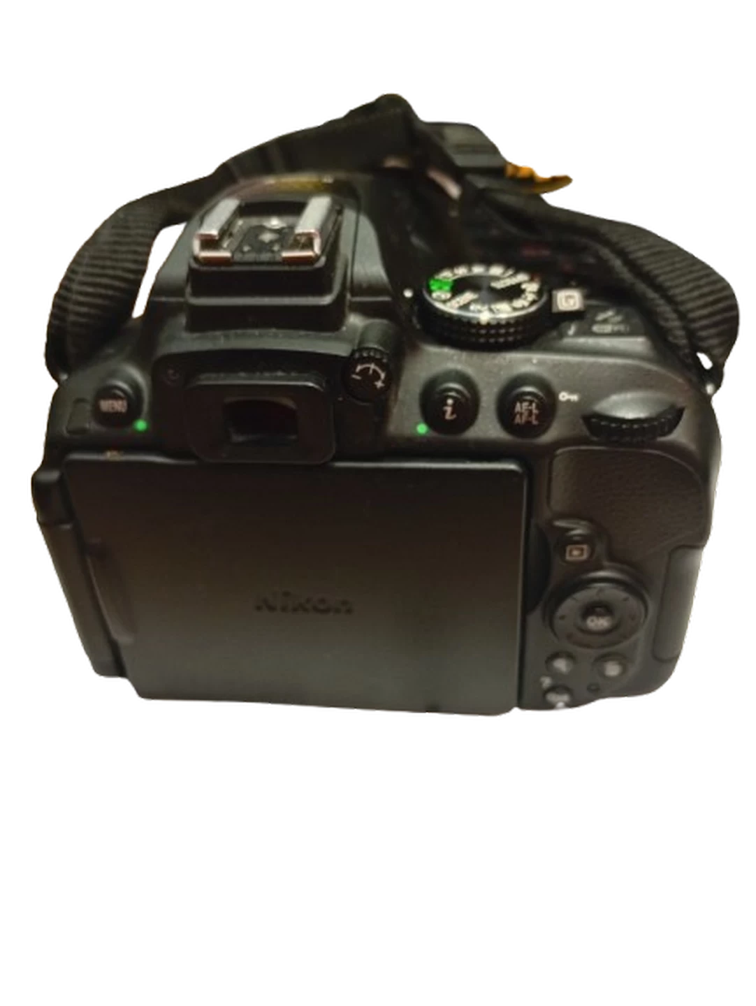 aparat-nikon-d5300-obiektyw-nikkor-18-105-przebieg-migawki-8176-stan-11323-2