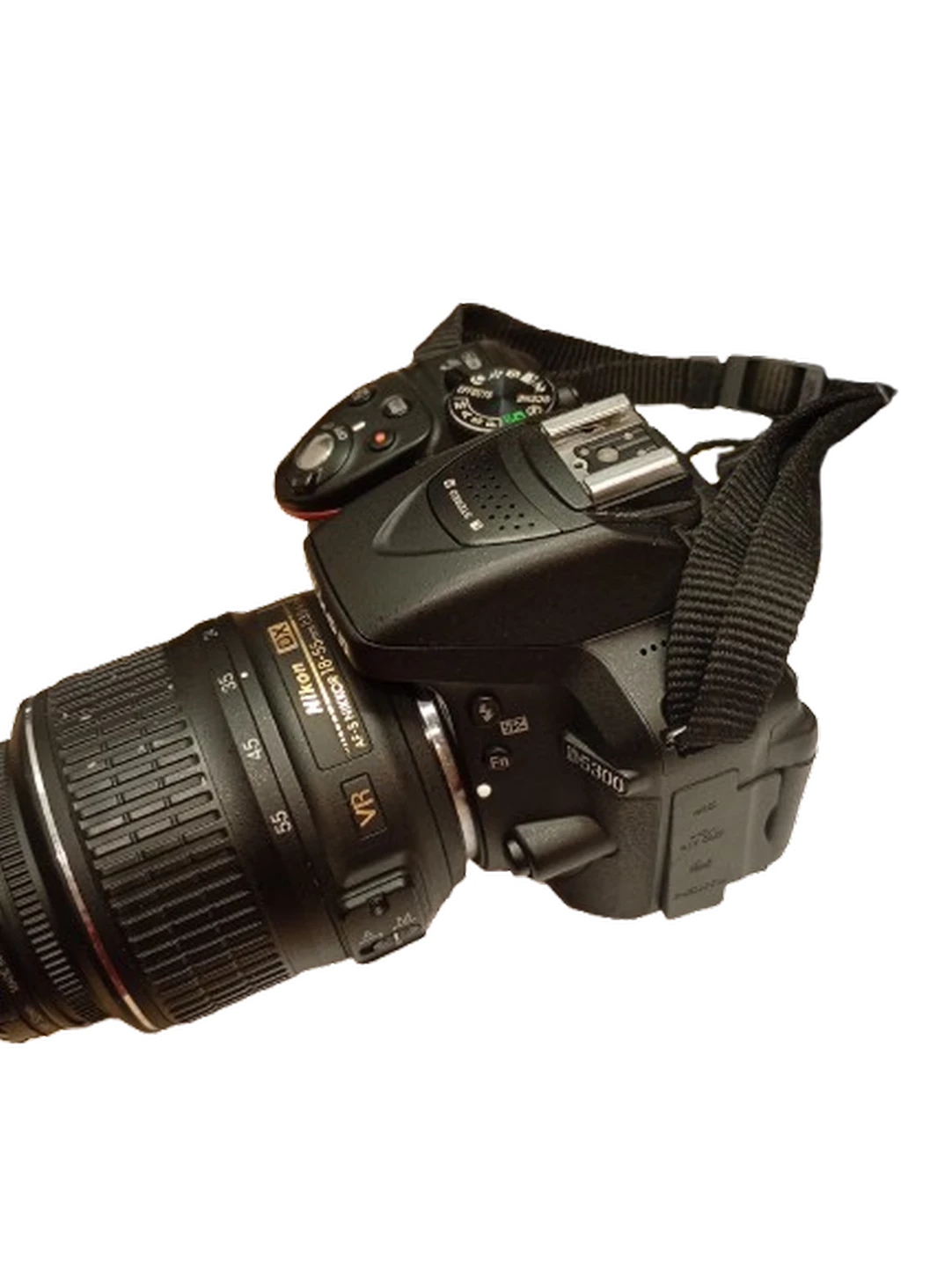 aparat-nikon-d5300-obiektyw-nikkor-18-105-przebieg-migawki-8176-ean-gtin-0018208997220